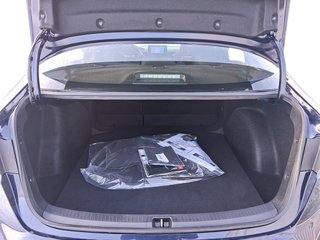 2025 Toyota Corolla Hybrid SE AWD in Stratford, Ontario - 6 - w320h240px