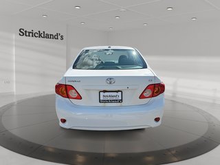 2010 Toyota Corolla 4-door Sedan LE 4A in Stratford, Ontario - 3 - w320h240px