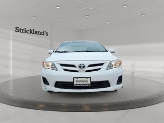 2013 Toyota Corolla 4-door Sedan CE 4A in Stratford, Ontario - 2 - w320h240px