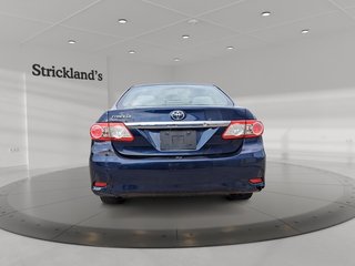 2013 Toyota Corolla 4-door Sedan LE 4A in Stratford, Ontario - 3 - w320h240px