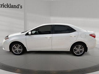2015 Toyota Corolla 4-door Sedan CE 4A in Stratford, Ontario - 5 - w320h240px