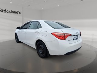 2017 Toyota Corolla 4-door Sedan LE CVTi-S in Stratford, Ontario - 4 - w320h240px