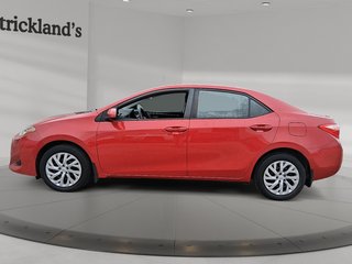 2019 Toyota Corolla 4-door Sedan LE CVTi-S in Stratford, Ontario - 5 - w320h240px