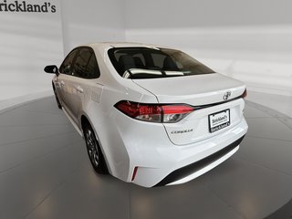 2020 Toyota Corolla 4-door Sedan LE CVT in Stratford, Ontario - 4 - w320h240px