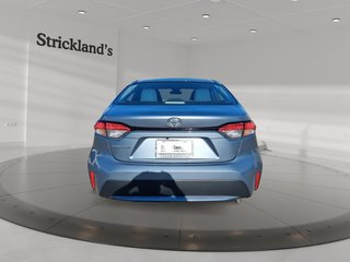 2020 Toyota Corolla 4-door Sedan L 6M in Stratford, Ontario - 3 - w320h240px