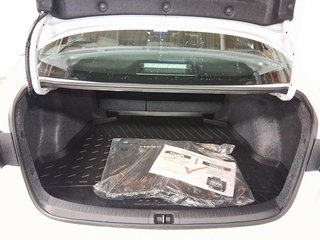 2026 Toyota Corolla SE CVT in Stratford, Ontario - 6 - w320h240px