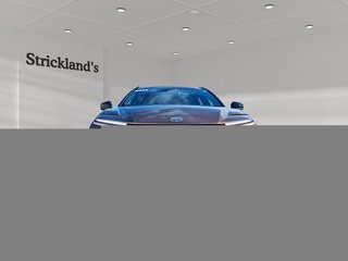 2025 Toyota Crown Signia Limited in Stratford, Ontario - 2 - w320h240px