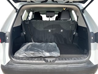 2024 Toyota Grand Highlander XLE AWD in Stratford, Ontario - 6 - w320h240px