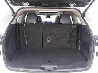 2025 Toyota Highlander Hybrid Limited AWD in Stratford, Ontario - 6 - w320h240px