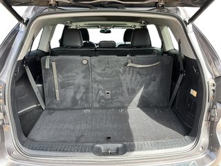 2014 Toyota Highlander XLE AWD in Stratford, Ontario - 6 - w320h240px