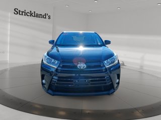 2017 Toyota Highlander XLE AWD in Stratford, Ontario - 2 - w320h240px