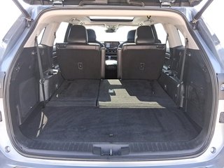 2021 Toyota Highlander Limited AWD in Stratford, Ontario - 6 - w320h240px