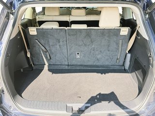 2021 Toyota Highlander XLE AWD in Stratford, Ontario - 6 - w320h240px