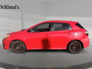 2010 Toyota Matrix FWD 5M in Stratford, Ontario - 5 - w320h240px