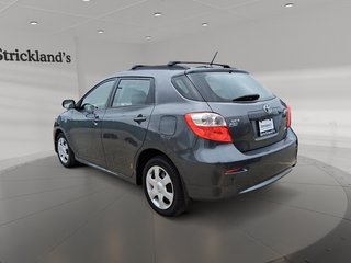2010 Toyota Matrix FWD 4A in Stratford, Ontario - 4 - w320h240px
