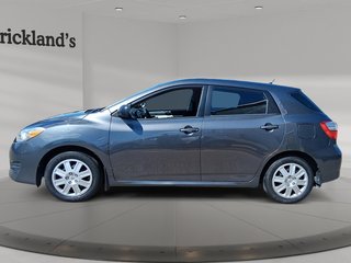 2014 Toyota Matrix 5M in Stratford, Ontario - 5 - w320h240px