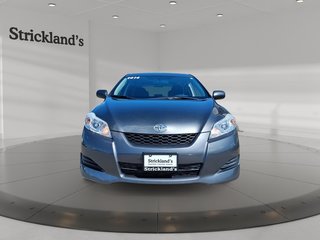 2014 Toyota Matrix 5M in Stratford, Ontario - 2 - w320h240px