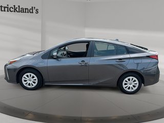 2019 Toyota Prius AWD-e CVT in Stratford, Ontario - 5 - w320h240px