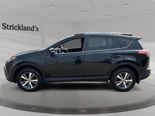 2018 Toyota RAV4 AWD LE in Stratford, Ontario - 5 - w320h240px