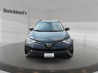 2018 Toyota RAV4 AWD LE in Stratford, Ontario - 2 - w320h240px