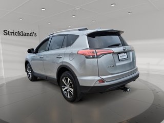 2018 Toyota RAV4 FWD LE in Stratford, Ontario - 4 - w320h240px