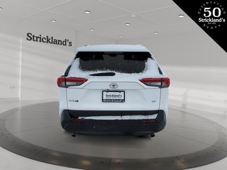 2021 Toyota RAV4 LE FWD in Stratford, Ontario - 3 - w320h240px