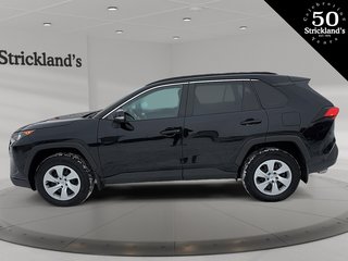 2021 Toyota RAV4 LE AWD in Stratford, Ontario - 5 - w320h240px