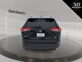 2021 Toyota RAV4 LE AWD in Stratford, Ontario - 3 - w320h240px