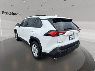 2021 Toyota RAV4 XLE AWD in Stratford, Ontario - 4 - w320h240px