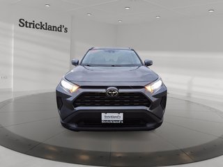 2021 Toyota RAV4 LE AWD in Stratford, Ontario - 2 - w320h240px