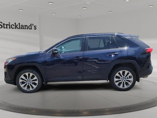 2021 Toyota RAV4 XLE AWD in Stratford, Ontario - 5 - w320h240px