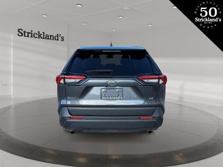 2022  RAV4 LE FWD in Stratford, Ontario - 3 - w320h240px