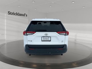 2022 Toyota RAV4 LE AWD in Stratford, Ontario - 3 - w320h240px