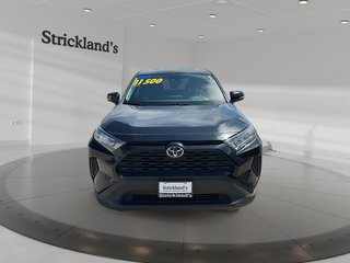 2022 Toyota RAV4 LE AWD in Stratford, Ontario - 2 - w320h240px