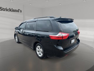 2018 Toyota Sienna LE 8-Passenger V6 in Stratford, Ontario - 4 - w320h240px