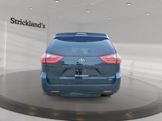 2020 Toyota Sienna LE 8-Passenger V6 in Stratford, Ontario - 3 - w320h240px