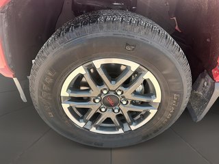 2025 Toyota Tacoma 4X4 Tacoma Double Cab AT in Stratford, Ontario - 6 - w320h240px