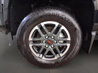 2025 Toyota Tacoma 4X4 Tacoma Double Cab AT in Stratford, Ontario - 6 - w320h240px