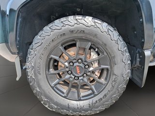 2025 Toyota Tacoma 4X4 Tacoma Double Cab AT in Stratford, Ontario - 6 - w320h240px