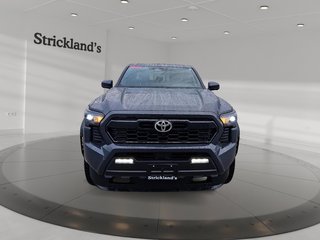 2025 Toyota Tacoma Hybrid Tacoma HV Double Cab in Stratford, Ontario - 2 - w320h240px