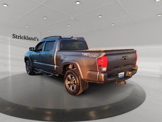 2017 Toyota Tacoma 4x4 Double Cab V6 SR5 6A in Stratford, Ontario - 4 - w320h240px
