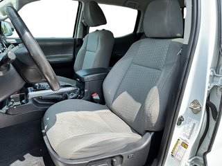 2020  Tacoma 4x4 Double Cab Regular Bed V6 6A in Stratford, Ontario - 6 - w320h240px
