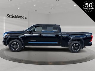 2022  TUNDRA 4X4 Tundra CrewMax SR5 L in Stratford, Ontario - 5 - w320h240px