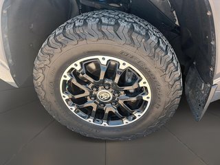 2022 Toyota TUNDRA 4X4 Tundra Double Cab SR in Stratford, Ontario - 6 - w320h240px