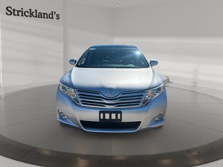 2011 Toyota Venza V6 AWD 6A in Stratford, Ontario - 2 - w320h240px