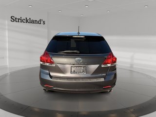 2016 Toyota Venza V6 AWD 6A in Stratford, Ontario - 3 - w320h240px