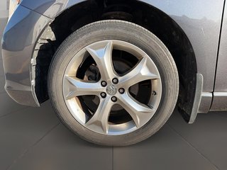 2016 Toyota Venza V6 AWD 6A in Stratford, Ontario - 6 - w320h240px