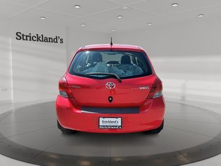 2009 Toyota Yaris 5-door Hatchback LE 4A in Stratford, Ontario - 3 - w320h240px