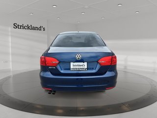 2013 Volkswagen Jetta Comfortline 2.0 6sp at w/Tip in Stratford, Ontario - 3 - w320h240px