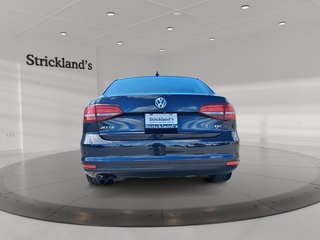 2017 Volkswagen Jetta Highline 1.8T 6sp at w/Tip in Stratford, Ontario - 3 - w320h240px